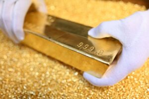 Why Invest in Gold in Australia? 6 Reasons You Should Know